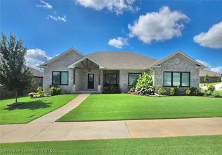 9020 Kayhill Place, Fort Smith, AR 72916