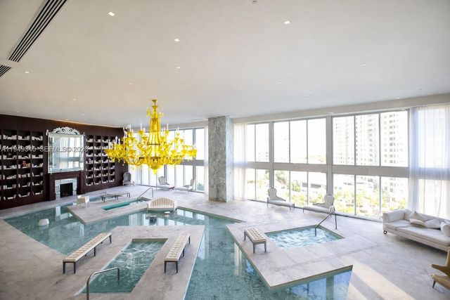 465 Brickell Ave 2101, Miami, FL 33131