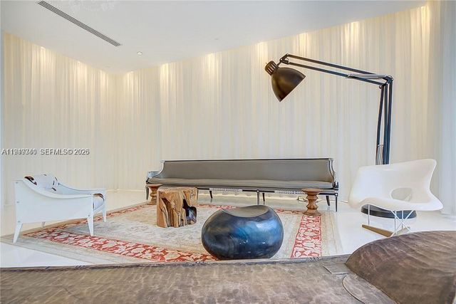 465 Brickell Ave 2101, Miami, FL 33131