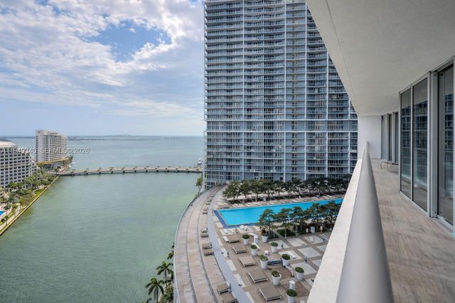 465 Brickell Ave 2101, Miami, FL 33131