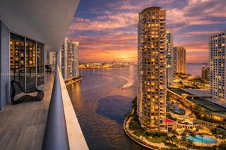 465 Brickell Ave 2101, Miami, FL 33131