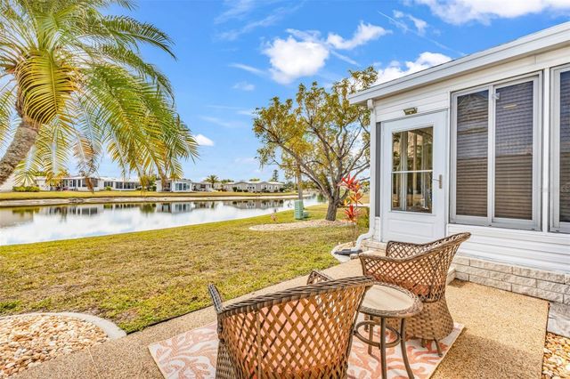 5601 DUNCAN ROAD 204, Punta Gorda, FL 33982