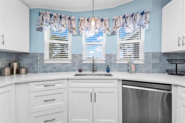 5601 DUNCAN ROAD 204, Punta Gorda, FL 33982