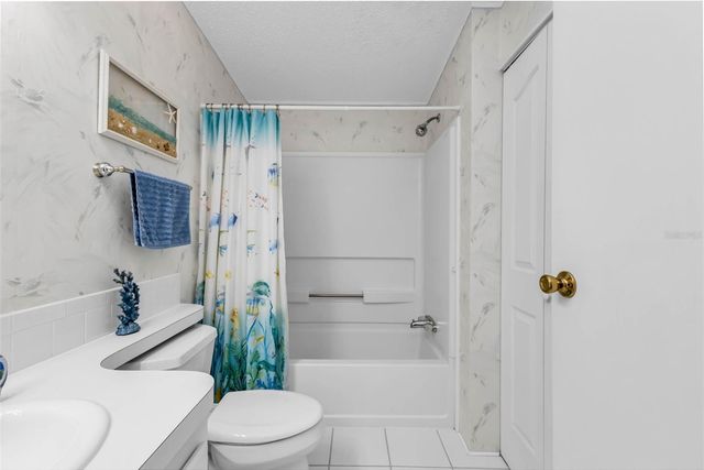 5601 DUNCAN ROAD 204, Punta Gorda, FL 33982