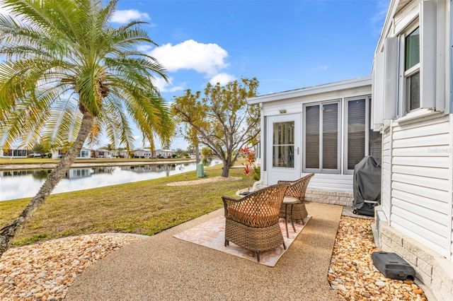 5601 DUNCAN ROAD 204, Punta Gorda, FL 33982