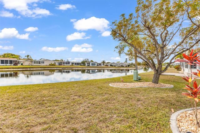 5601 DUNCAN ROAD 204, Punta Gorda, FL 33982