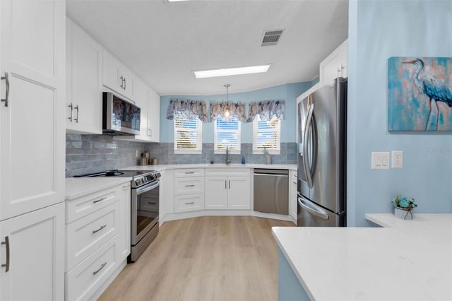 5601 DUNCAN ROAD 204, Punta Gorda, FL 33982