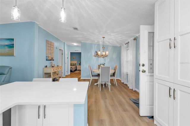 5601 DUNCAN ROAD 204, Punta Gorda, FL 33982