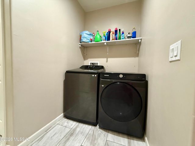 6245 S Dunton Avenue, Tucson, AZ 85706