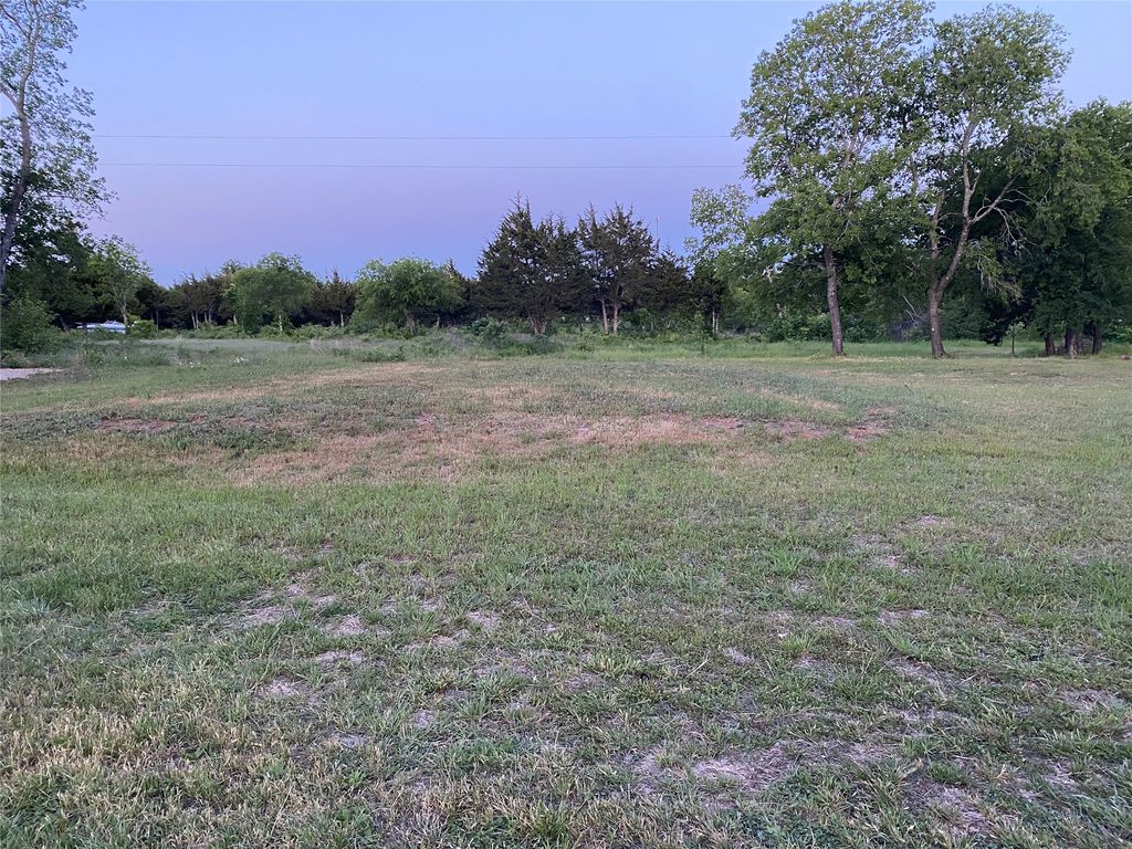 400 E Oakdale Street, Keene, TX 76059 — photo 4