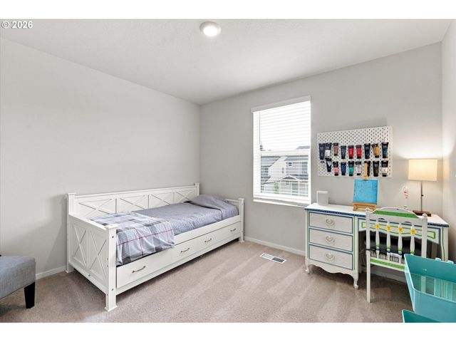 2932 N 3RD Way, Ridgefield, WA 98642