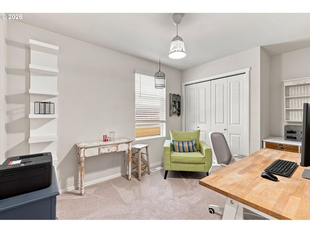2932 N 3RD Way, Ridgefield, WA 98642