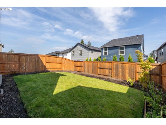 2932 N 3RD Way, Ridgefield, WA 98642