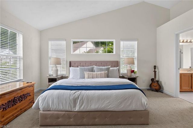 909 Wheatfield WAY, Chesapeake, VA 23320