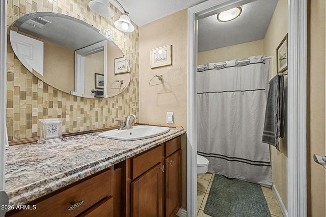 5821 W ACOMA Drive, Glendale, AZ 85306