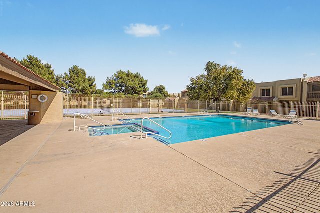 5821 W ACOMA Drive, Glendale, AZ 85306