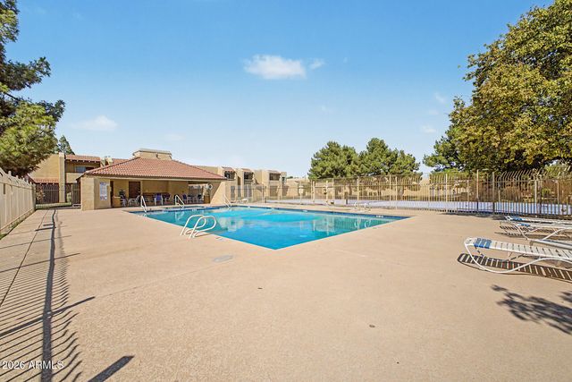 5821 W ACOMA Drive, Glendale, AZ 85306
