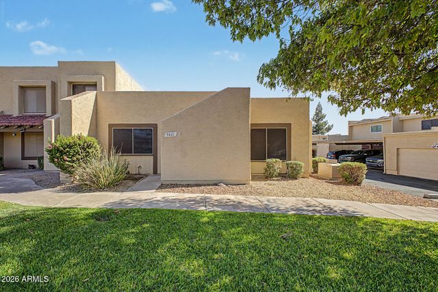 5821 W ACOMA Drive, Glendale, AZ 85306