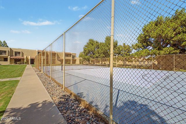 5821 W ACOMA Drive, Glendale, AZ 85306