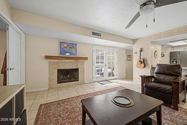 5821 W ACOMA Drive, Glendale, AZ 85306