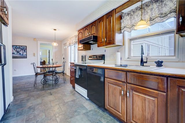 727 University Avenue, Rochester, NY 14607