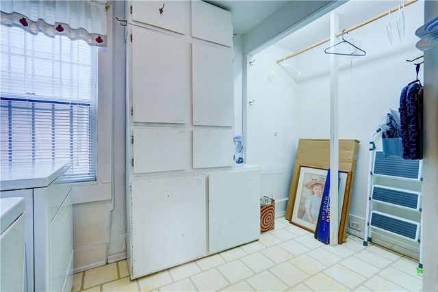 727 University Avenue, Rochester, NY 14607