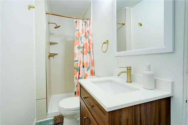 727 University Avenue, Rochester, NY 14607