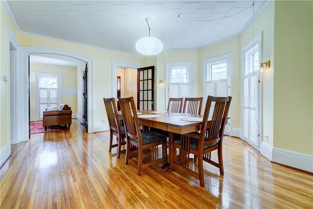 727 University Avenue, Rochester, NY 14607