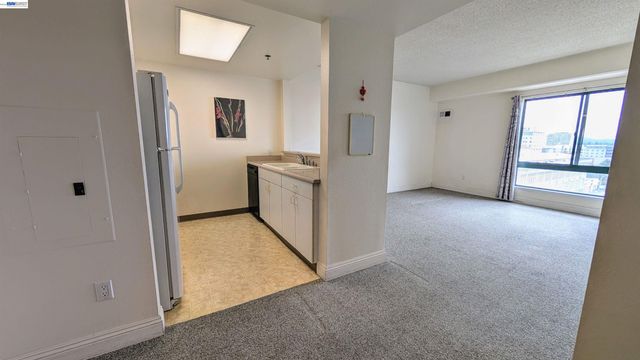 989 Webster St 645, Oakland, CA 94607