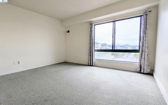 989 Webster St 645, Oakland, CA 94607