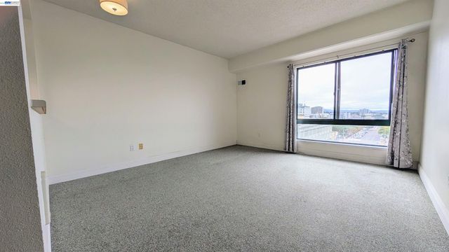 989 Webster St 645, Oakland, CA 94607