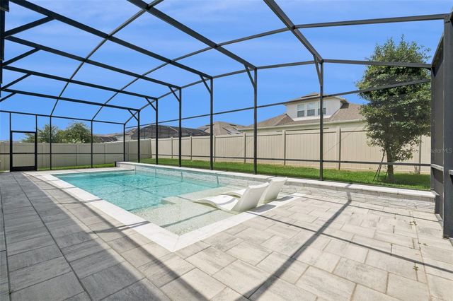 15037 LAKE BESSIE LOOP, Winter Garden, FL 34787