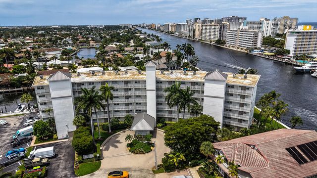 140 NE 28th Avenue 502, Pompano Beach, FL 33062