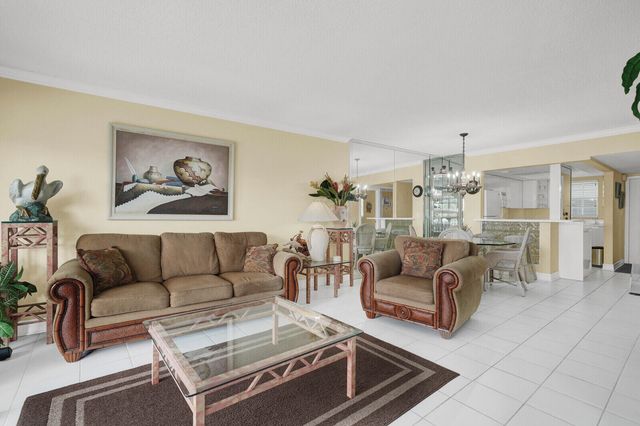 140 NE 28th Avenue 502, Pompano Beach, FL 33062