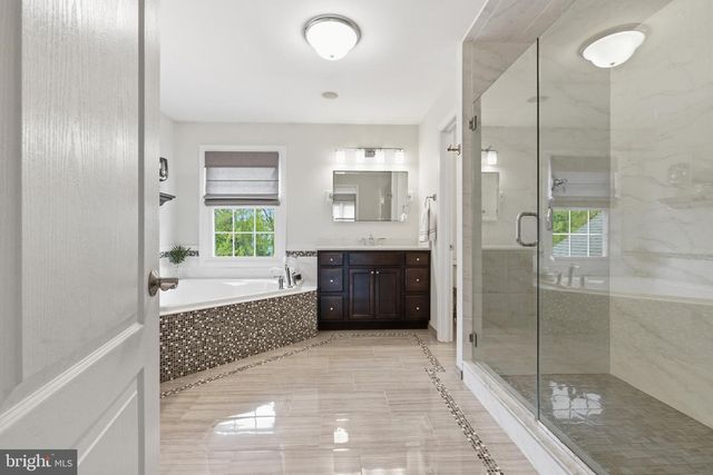 7 WITMER WAY, Robbinsville, NJ 08691