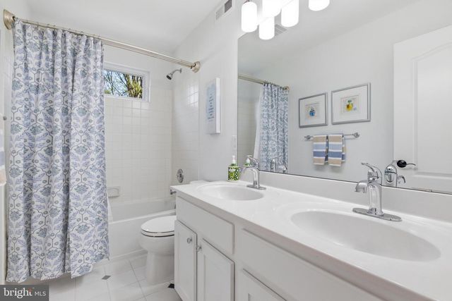 7 WITMER WAY, Robbinsville, NJ 08691