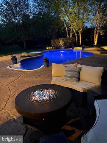 7 WITMER WAY, Robbinsville, NJ 08691