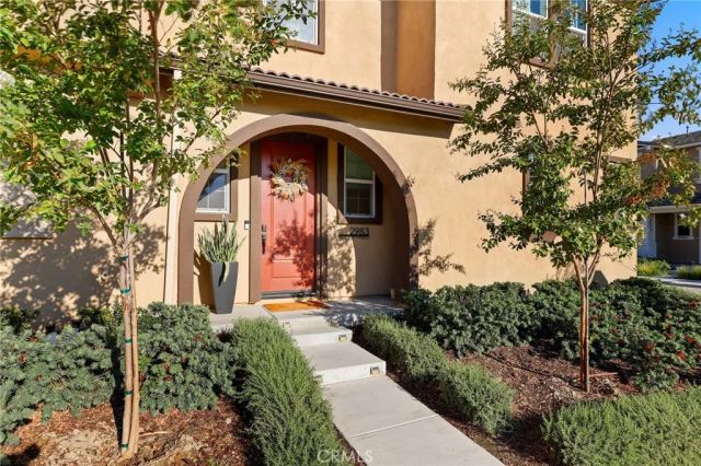 2983 E Halton Paseo, Ontario, CA 91761