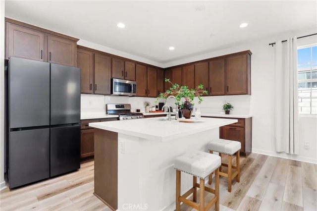 2983 E Halton Paseo, Ontario, CA 91761