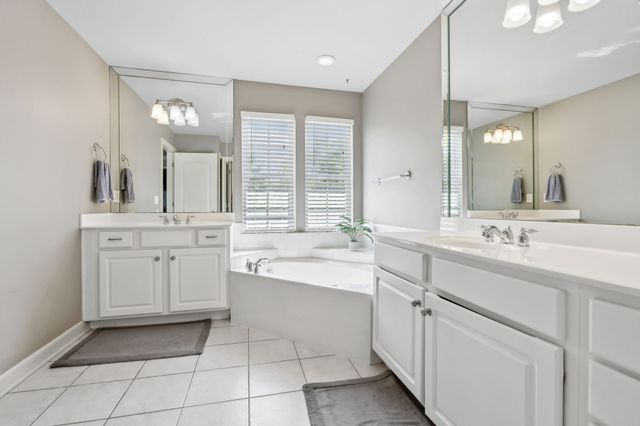 5028 Burke Trl, Nolensville, TN 37135