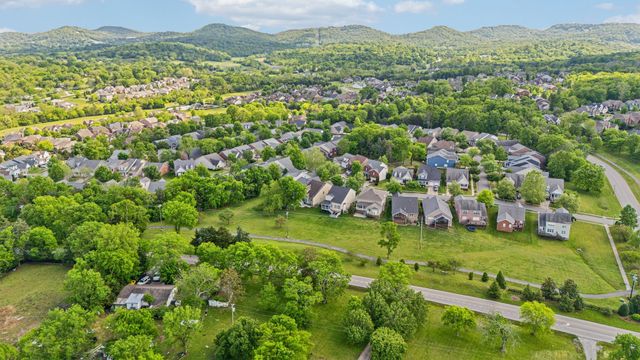 5028 Burke Trl, Nolensville, TN 37135
