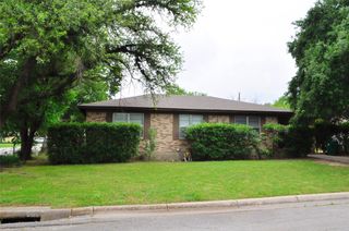 5328 Ira Street N, Haltom City, TX 76117