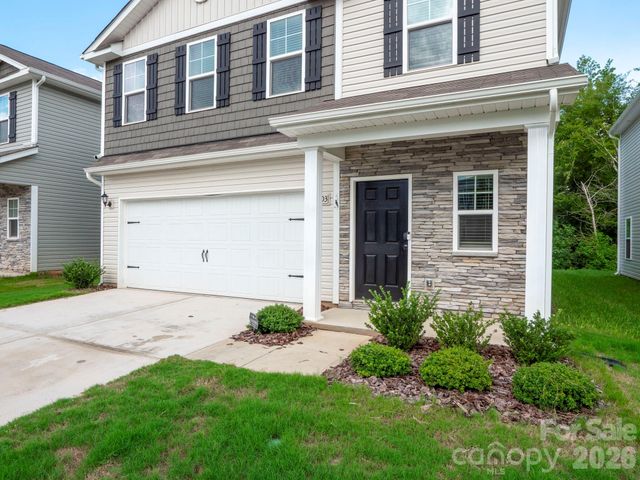 7203 Stoney Wood Lane, Charlotte, NC 28215