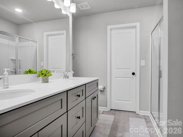7203 Stoney Wood Lane, Charlotte, NC 28215