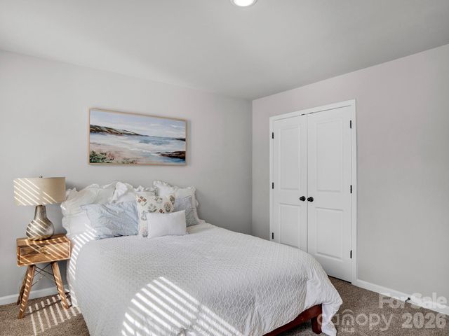7203 Stoney Wood Lane, Charlotte, NC 28215