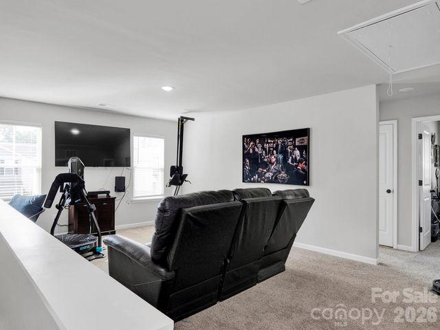 7203 Stoney Wood Lane, Charlotte, NC 28215