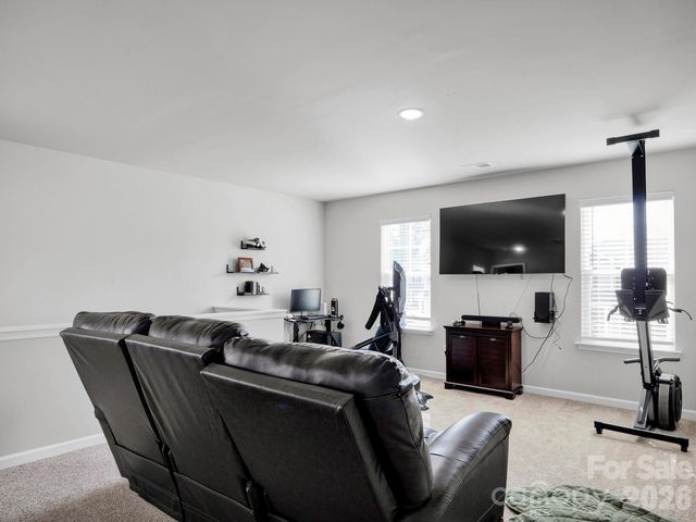 7203 Stoney Wood Lane, Charlotte, NC 28215