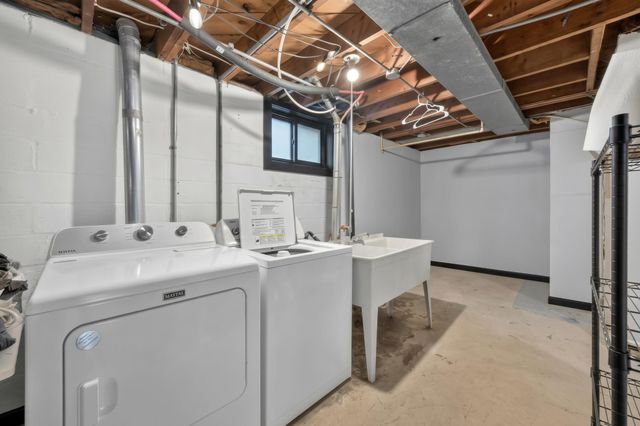 3042 Arthur Street NE, Minneapolis, MN 55418