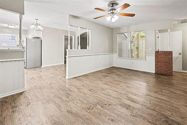 6728 N Tall Oaks Drive, Oklahoma City, OK 73127
