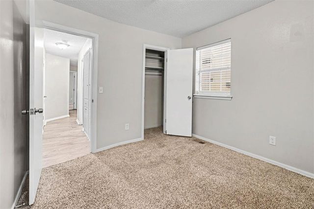 6728 N Tall Oaks Drive, Oklahoma City, OK 73127